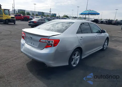 2012 Toyota Camry Se z USA, uszkodzony, nr VIN 4T1BF1FK7CU046715